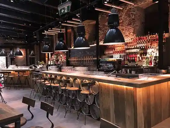 Gastronomie-Akustik Projekt Linz - Restaurant Akustikoptimierung